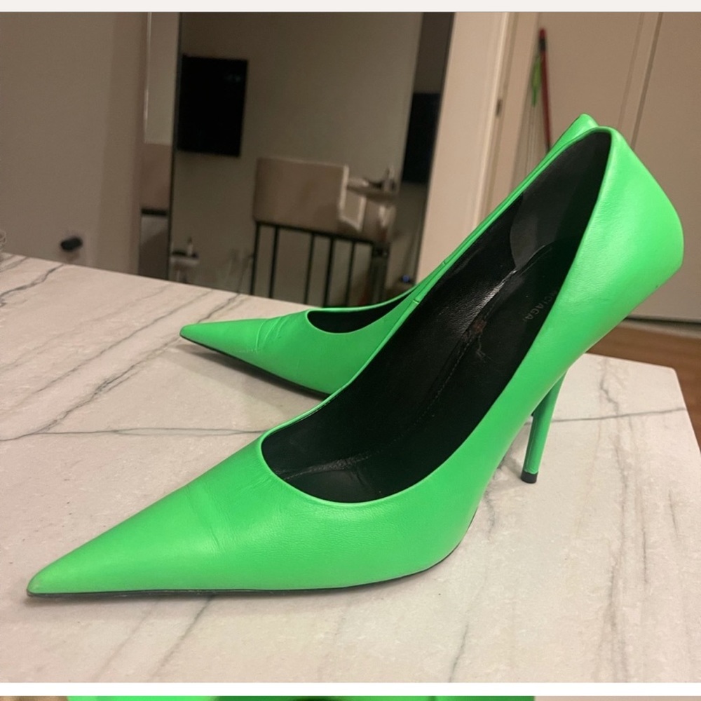Balenciaga knife pump